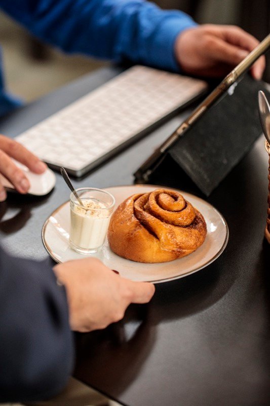 Cinnamon Roll BrodDo